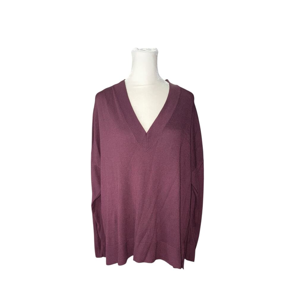 Chelsea28 Soft V-Neck Sweater Size XL - Wine Color